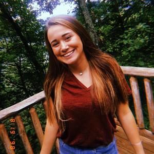 Meet your Posher, Elena